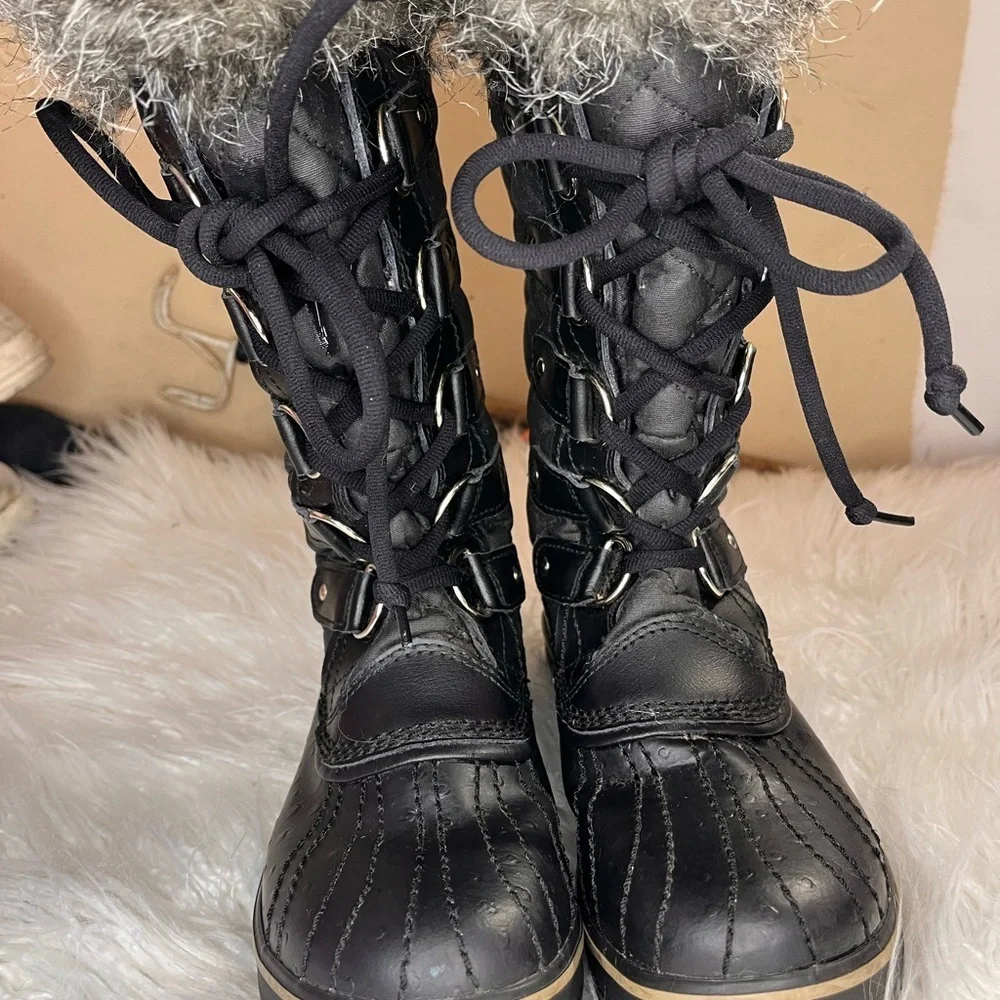 Sorel Women's Tofino II Black Winter Boots